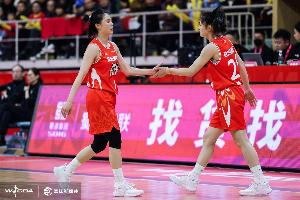 谁敢信四川女篮常规赛31胜1负断档第1 季后赛前2轮横扫仍失冠