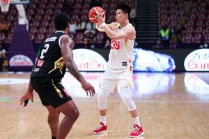 雷蒙：只要中国男篮需要我上场 自己上去就是拼刺刀